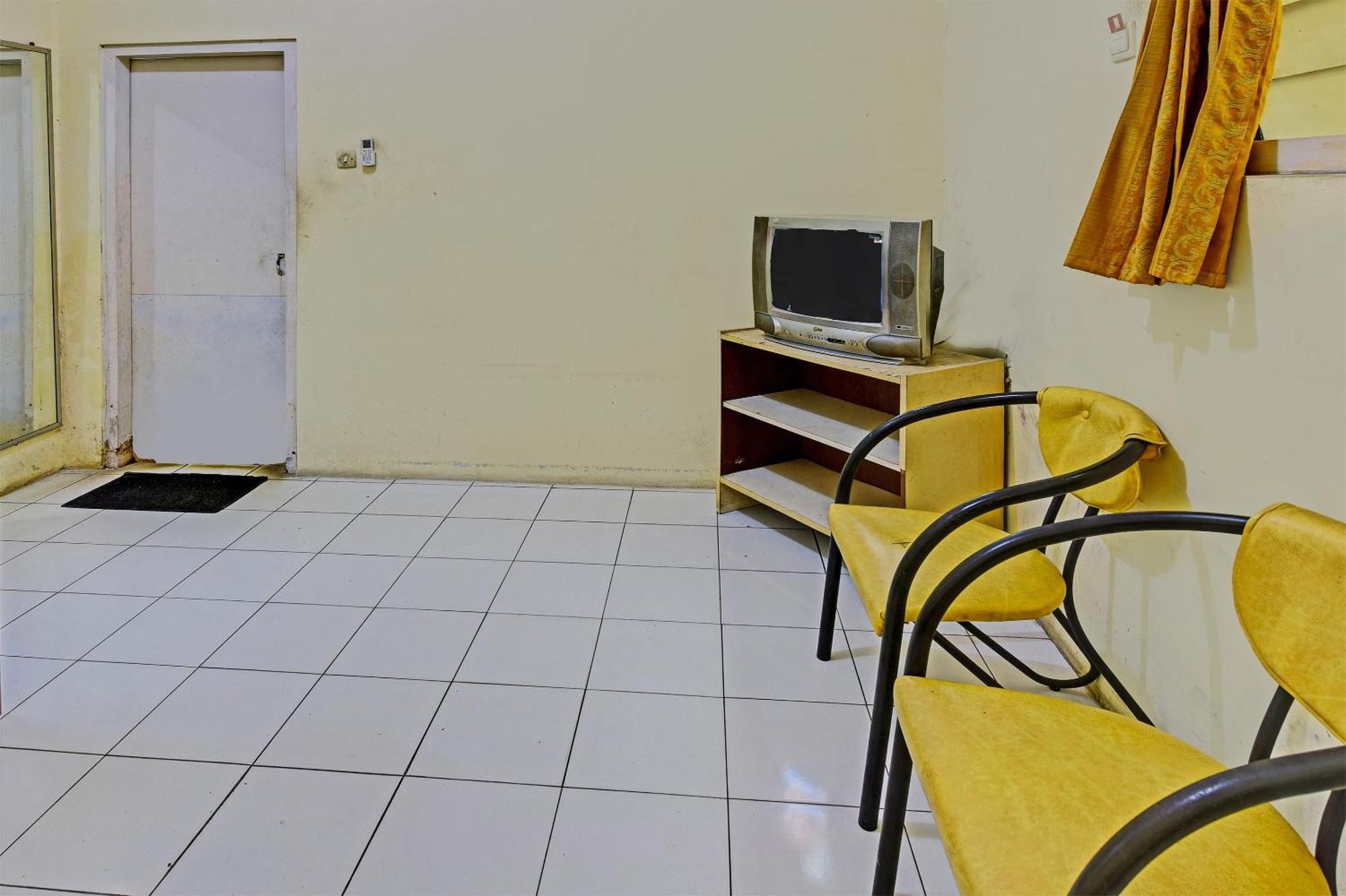 Spot On 91372 Wisma Bulin Purwokerto Bagian luar foto