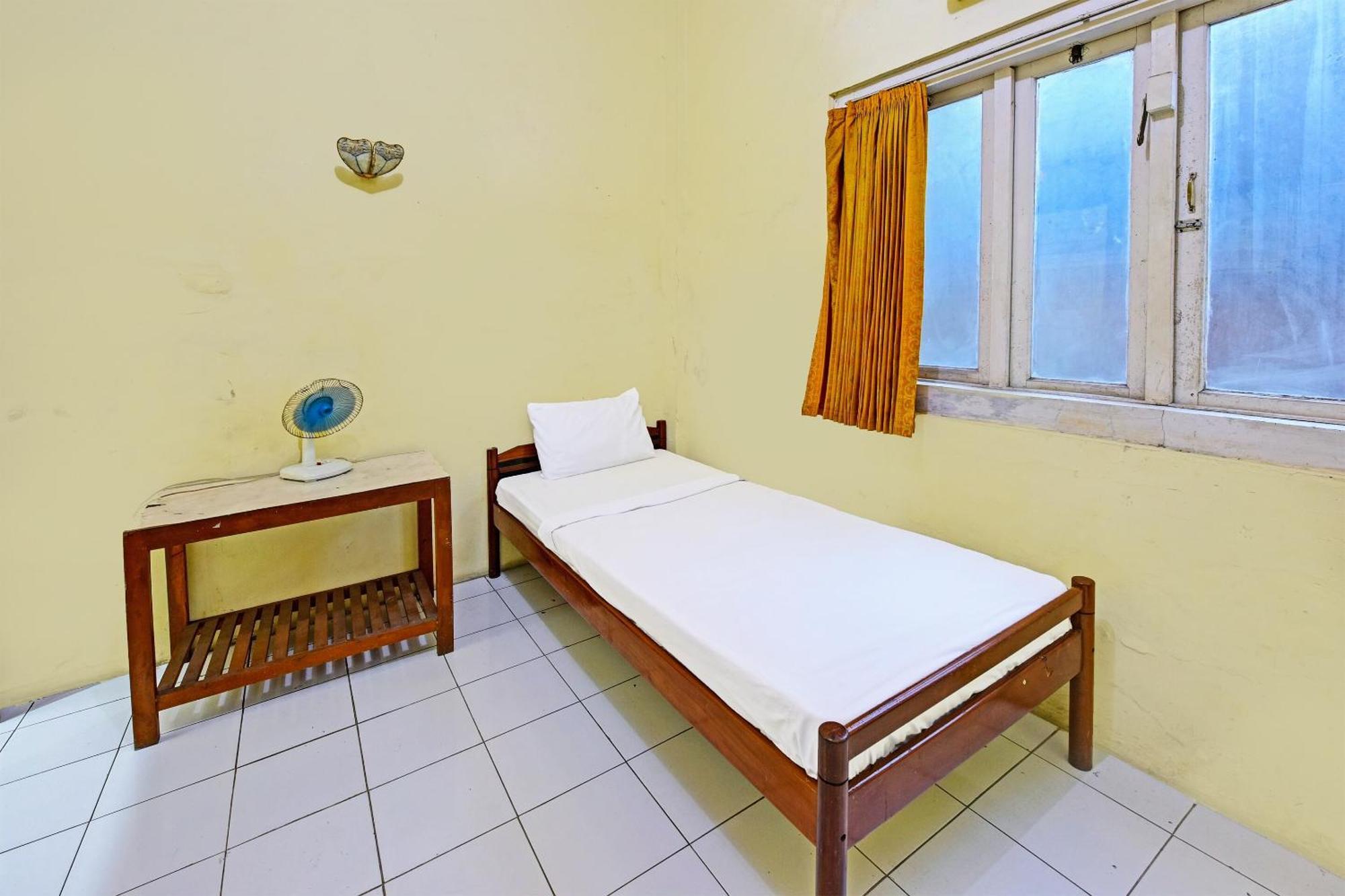 Spot On 91372 Wisma Bulin Purwokerto Bagian luar foto