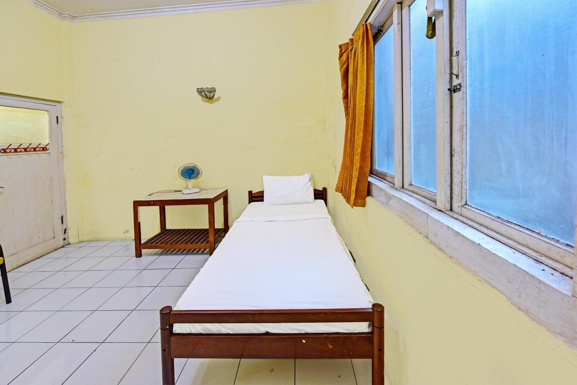 Spot On 91372 Wisma Bulin Purwokerto Bagian luar foto